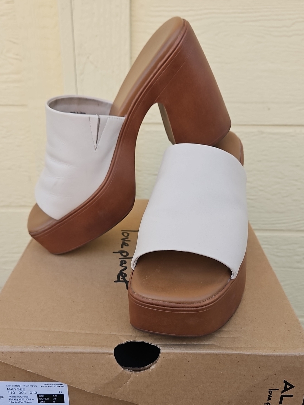 Aldo Women’s Leather Platform Mule Sandals with Brown Wood-Effect Heel